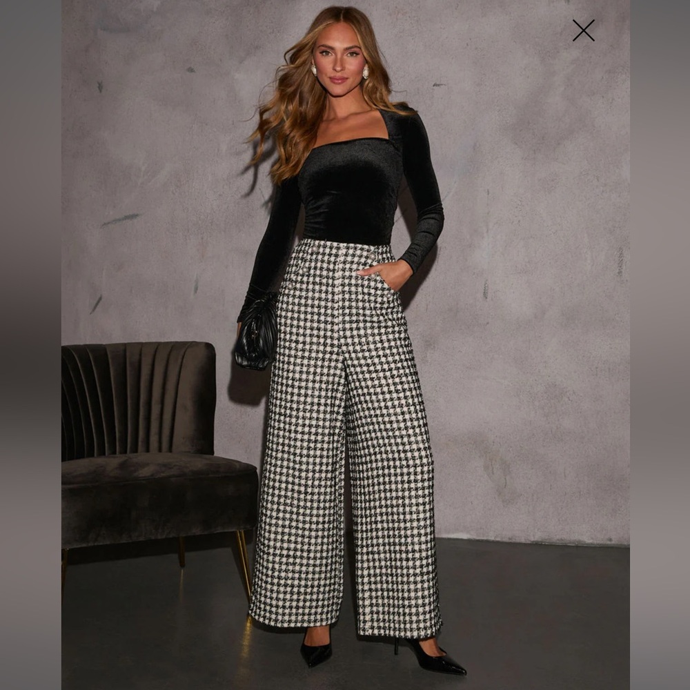VICI NWT Houndstooth Wide-Leg Pants